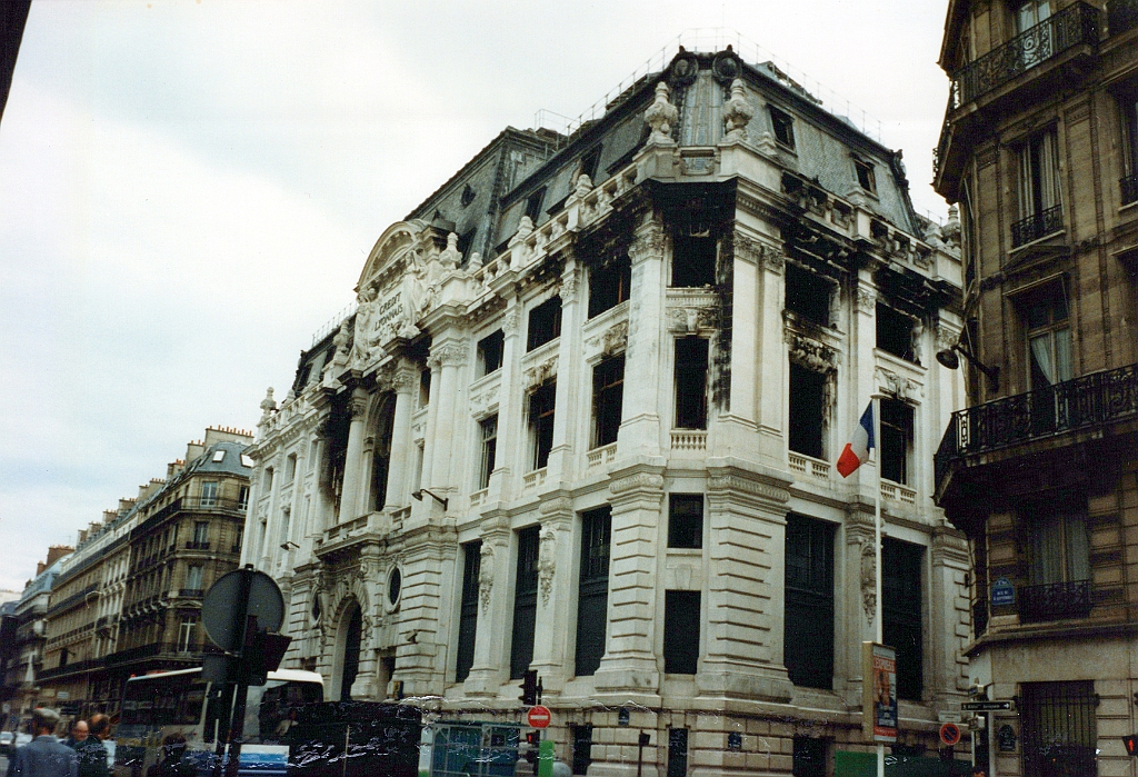 1996 - Paris (Siège du Crédit Lyonnais - Mai 1996).jpg